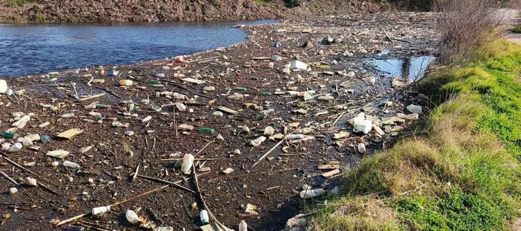 TARİHİ TAŞKÖPRÜ İÇİN ACİLEN YÜZER BARİYER SİSTEMİ KURULMALI