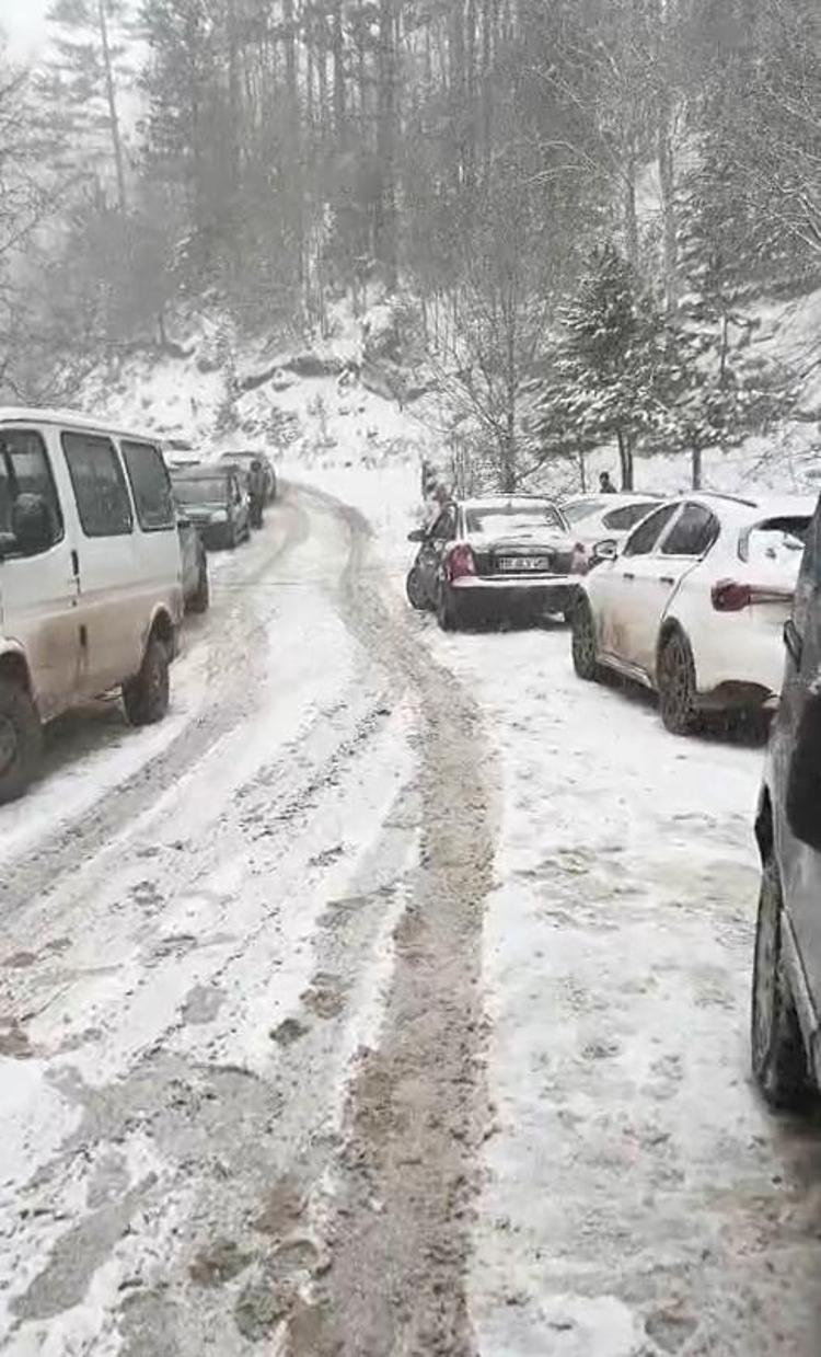 KAR KEYFİ ÇİLEYE DÖNÜŞTÜ