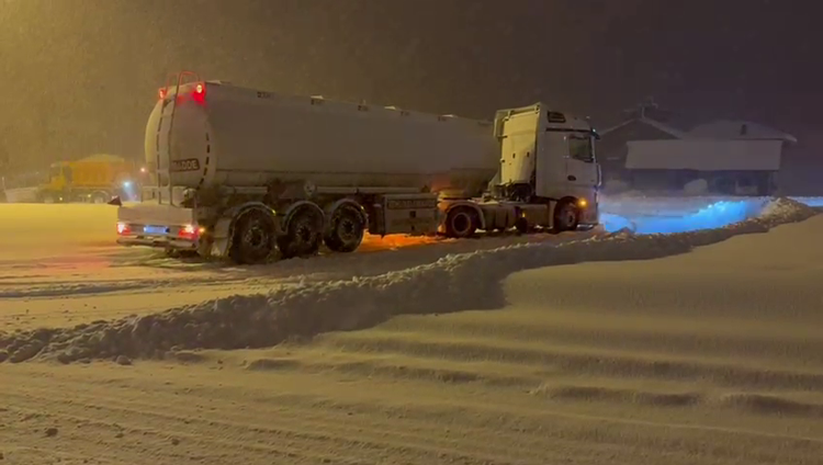 KAR KALINLIĞI 40 SANTİMETREYİ AŞTI