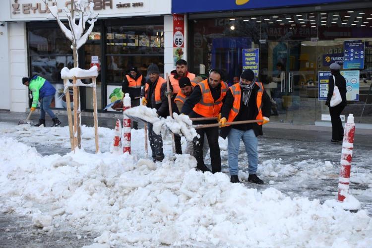 VANDA EĞİTİME 1 GÜN DAHA ARA