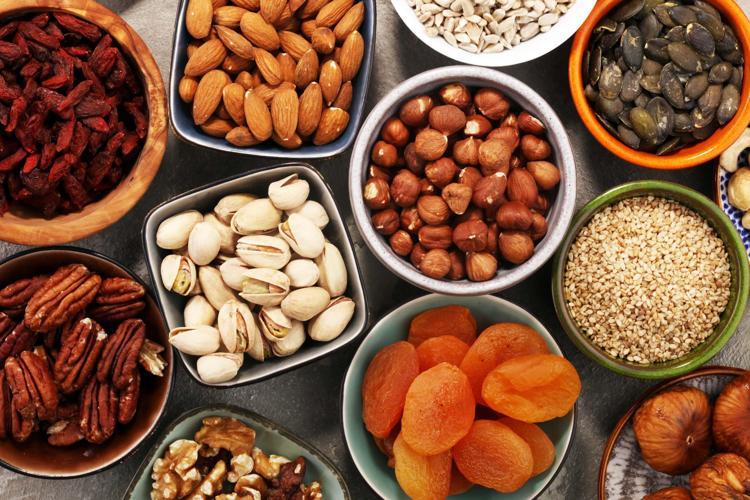 BAYAT KURUYEMİŞE DİKKAT