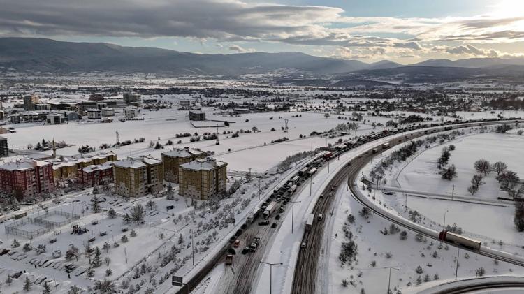 TRAFİK DRONLA GÖRÜNTÜLENDİ