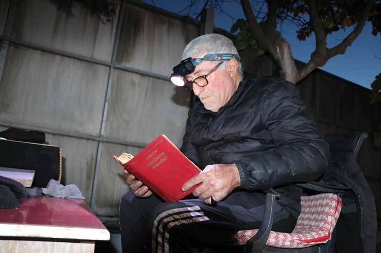 TENDONLARI KOPTU, 4 PARMAĞI SAKAT KALDI