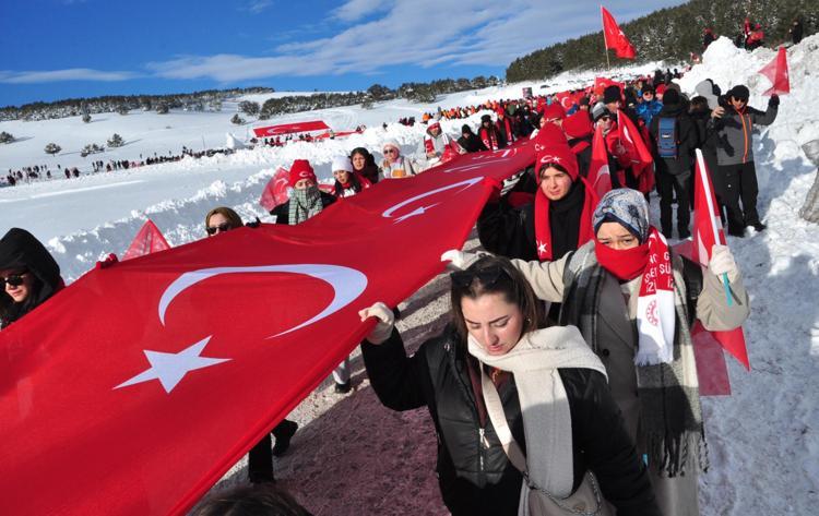 ‘KAHRAMANLIK BULUŞMALARI DÜZENLİYORUZ’