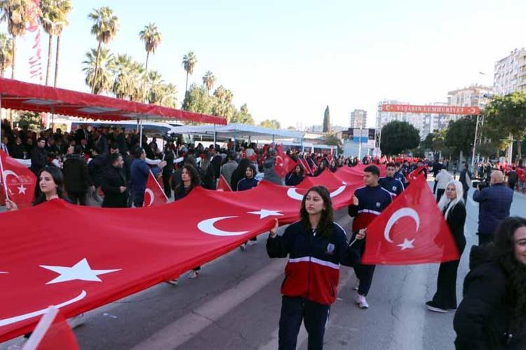 ‘HER ZAMAN VATANIMIZ İÇİN CANIMIZI VERMEYE HAZIRIZ’