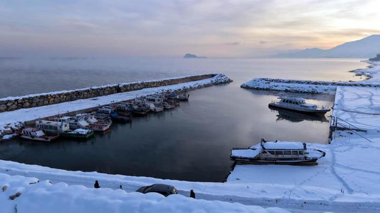 ‘HER GÜN BUZ KIRIP AVA ÇIKIYORUZ’