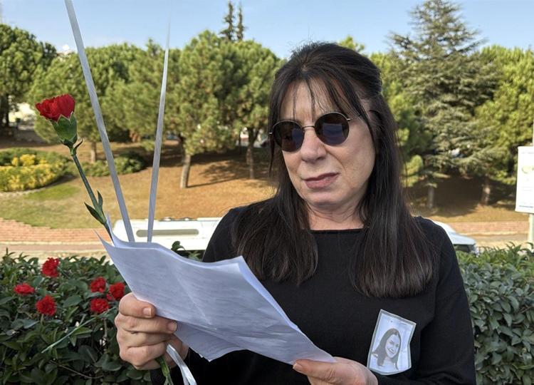 SENİ ÇOK ÖZLÜYORUZ