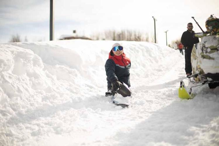 EKSTREM SPORLARA TUTKULU BİR İNSANIM