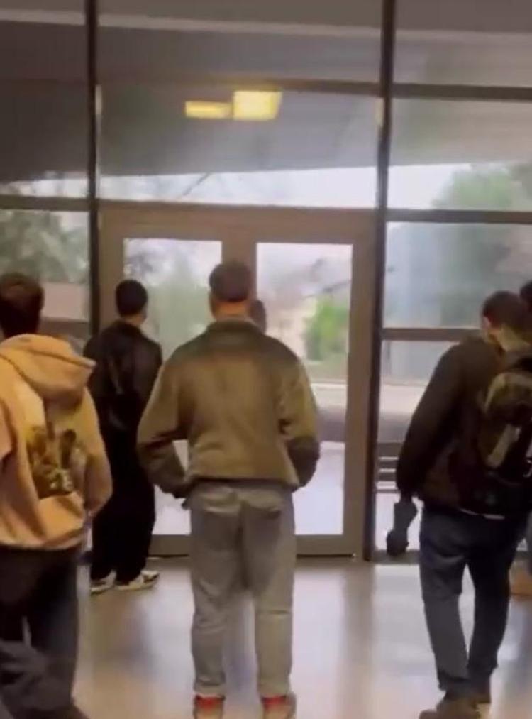 KİLİSENİN DUVARI YIKILDI