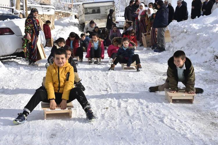 SEVİNÇLERİNİ ARTIRALIM İSTEDİK