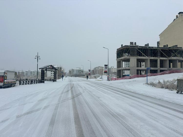 2 BİN RAKIMLI BÖLGEDE ÇALIŞMA