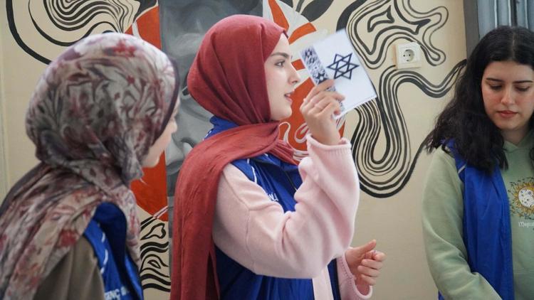 GERİ DÖNÜŞTÜRÜLMÜŞ KASALAR KULLANILDI