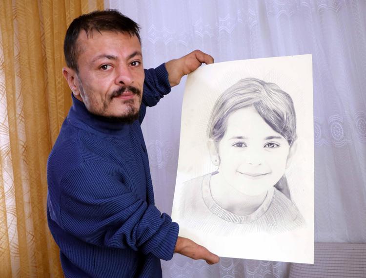 NARİN GÜRANIN PORTRESİNİ ÇİZDİ