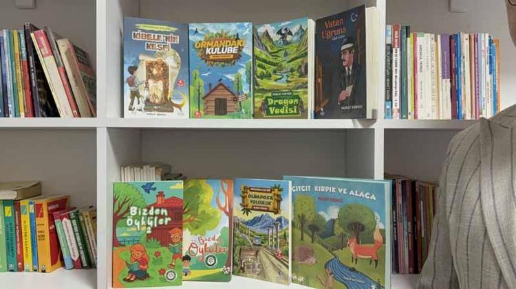 ‘SENE SONUNDA YENİ KİTABIMIZ ÇIKACAK’