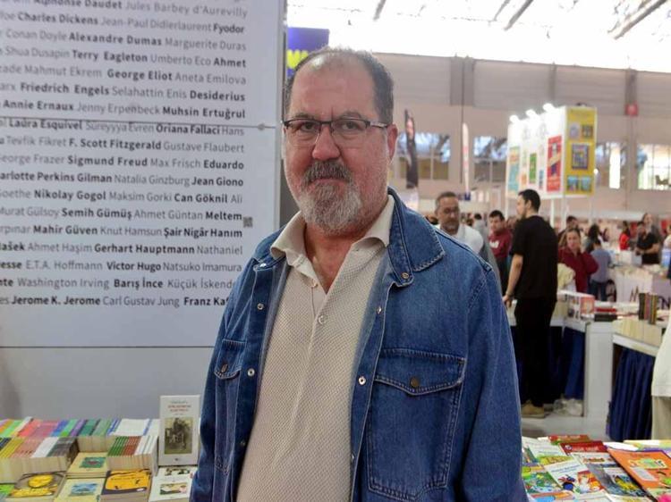 ‘ÇOCUKLARIN KİTAP OKUMASI SAĞLANMALI’