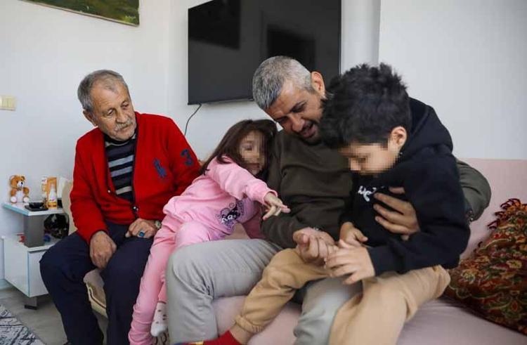 ONLARI ZORA SOKACAKTI