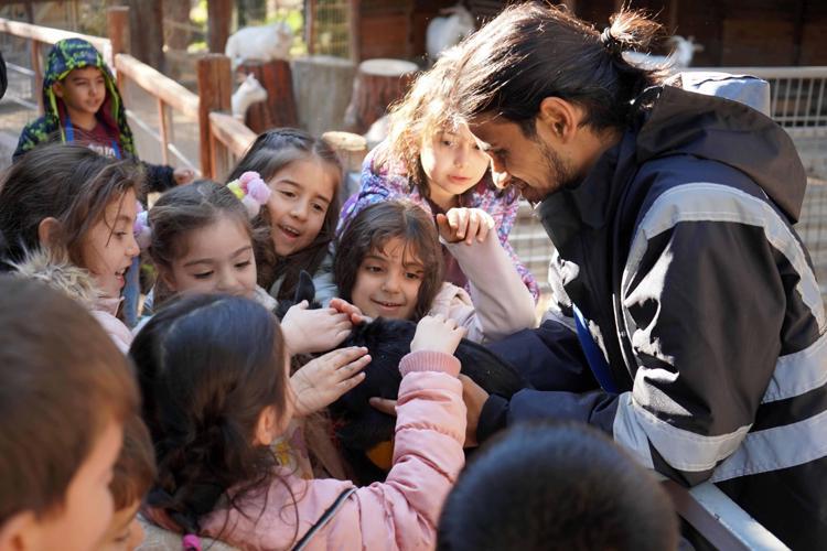 ÜNİVERSİTE ÖĞRENCİLERİ DE GELİYOR