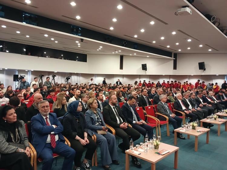 SPORDA HER BİLGİYİ İYİ YÖNETMELİYİZ