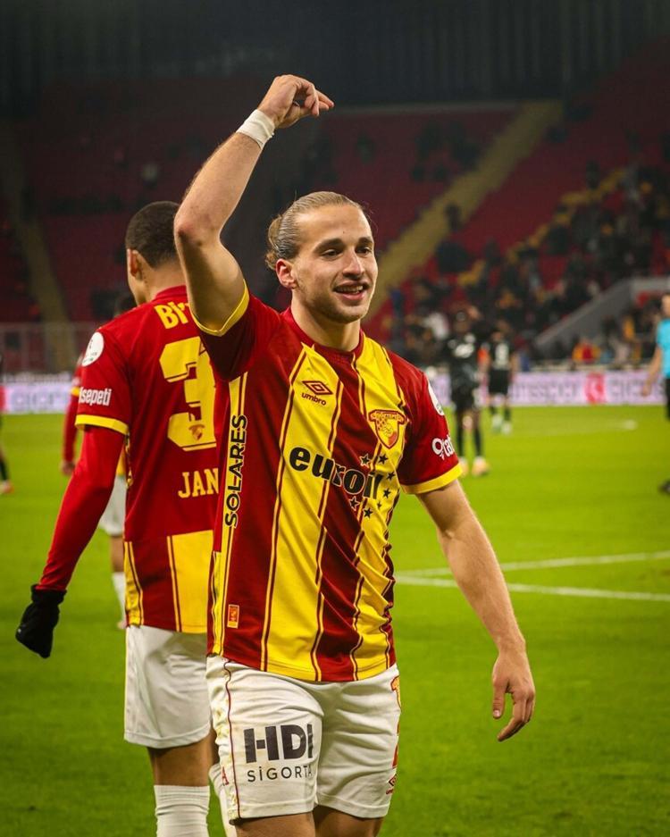 ‘TARAFTAR CEZALARI BİZİ OLUMSUZ ETKİLİYOR’