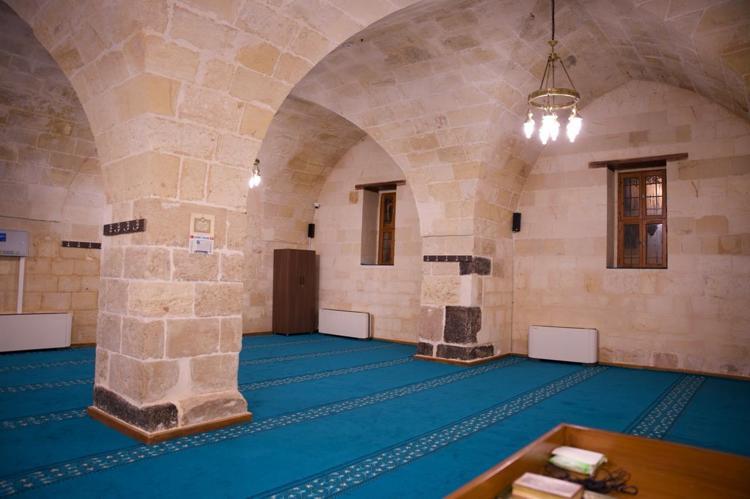 DEPREMDE ORTA HASAR GÖRDÜ