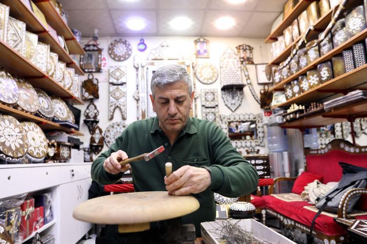 MESLEĞİNE YENİLİKLER KATTI