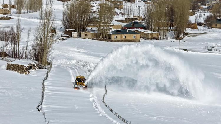ELİMİZDEN GELENİ YAPIYORUZ