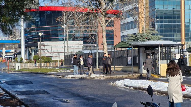 TUTUKLU 3 SANIK TAHLİYE EDİLDİ