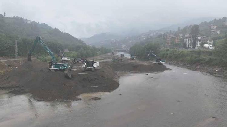 TAŞKIN RİSKLERİNİ BERTARAF EDİYORUZ