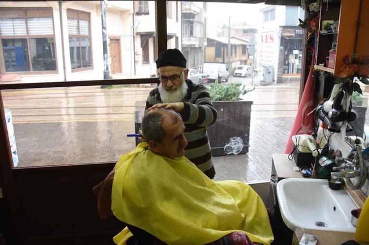 ‘KENDİ AKRANLARIMA HİTAP EDEN KESİMLERİ YAPABİLİYORUM’