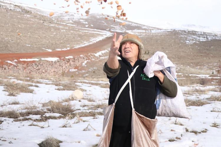 ‘BİRÇOK ÖDÜLE LAYIK GÖRÜLDÜM’