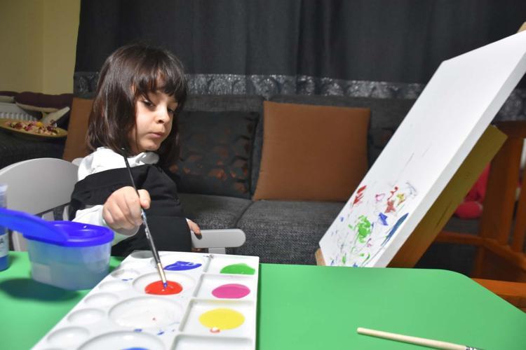 ‘OKULA GİTMEK İSTİYOR’