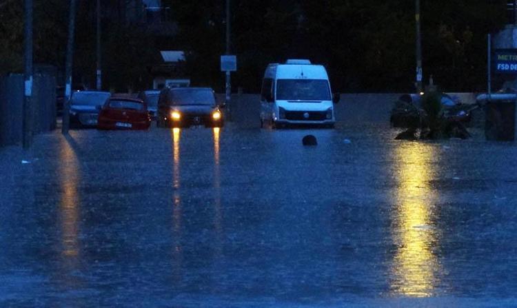 KUMLUCADA SEL VE HORTUM