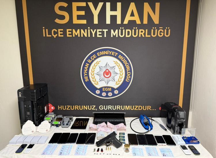 SAHTE KİMLİK OLUŞTURMUŞLAR