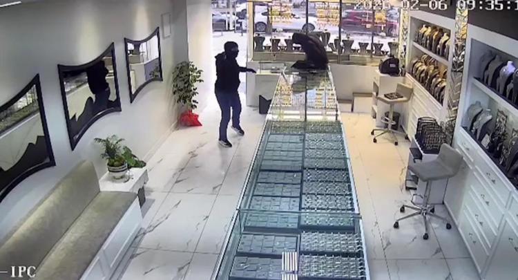 7 ŞÜPHELİ SERBEST