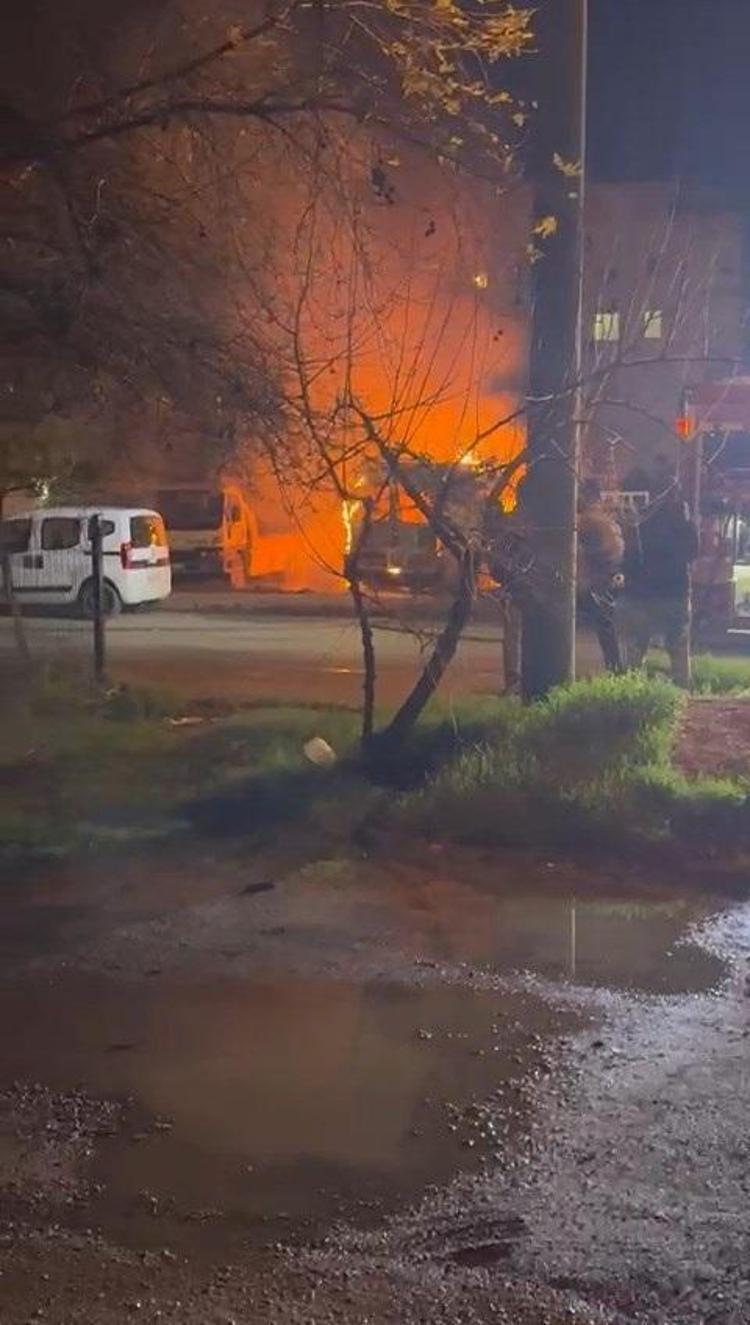 KONUŞMAMA HAKKINI KULLANDI