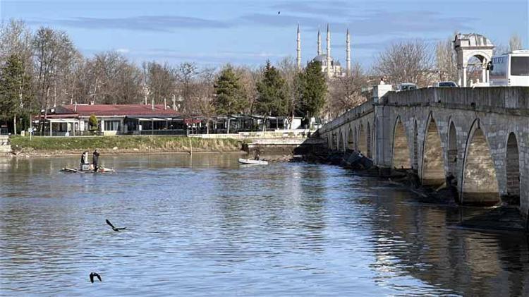 YENİDEN ARTIŞA GEÇTİ