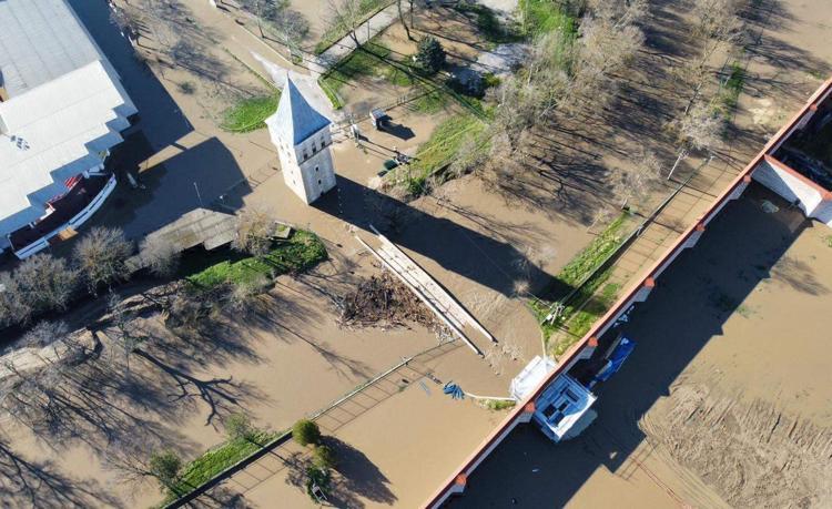 GENİŞ ALANA YAYILDI