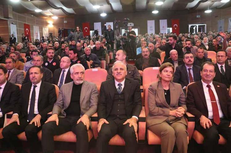 DİYARBAKIRDA BAŞVURAN SAYISI 157 BİN 929