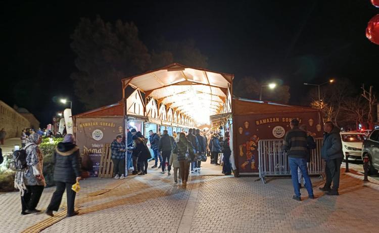 DÖRT YILIN HASRETİ BİTTİ