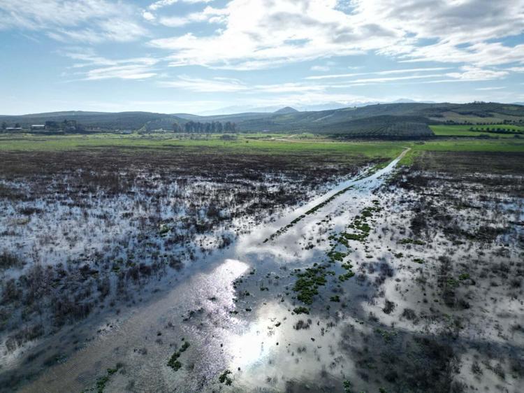 GÖLÜN ZEMİNİ SU TUTTU