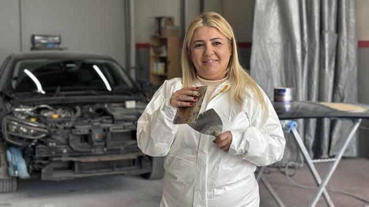 KADINLARIN ELLERİ DAHA YATKIN