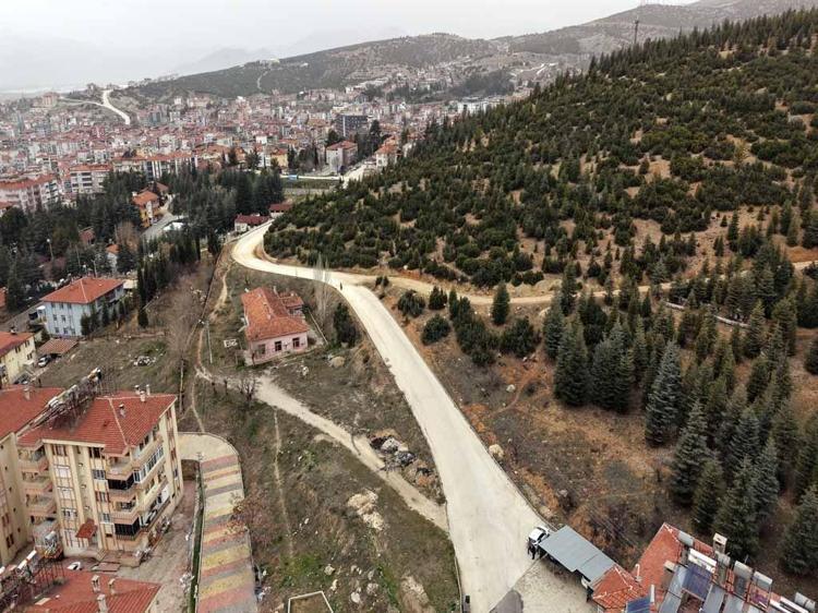 YAKINLARI DA ELMALIYA GELDİ