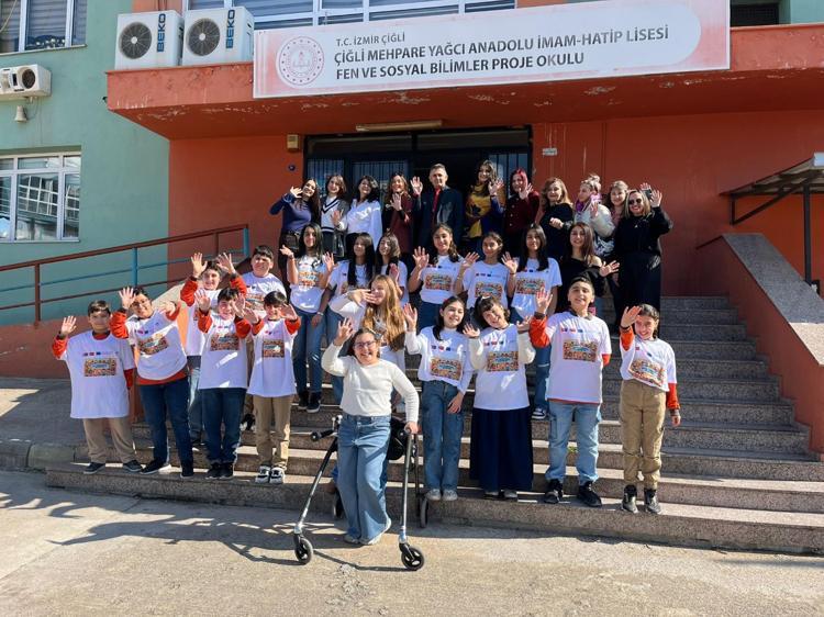 ÖĞRENCİLERİMİZİN UFKUNU GENİŞLETMESİNİ İSTİYORUZ’