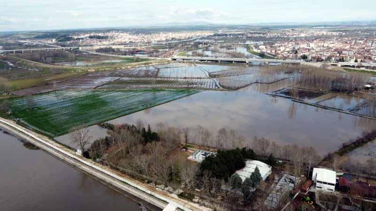 KÖPRÜLER GECE TRAFİĞE AÇILDI