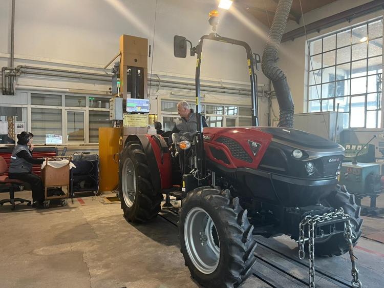 YERİNDE DENEY HİZMETİ VERİYORUZ