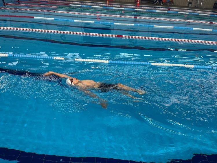 GÜÇLÜ DURUŞU VE ÖRNEK KİŞİLİĞİYLE DE TAKDİR EDİLİYOR