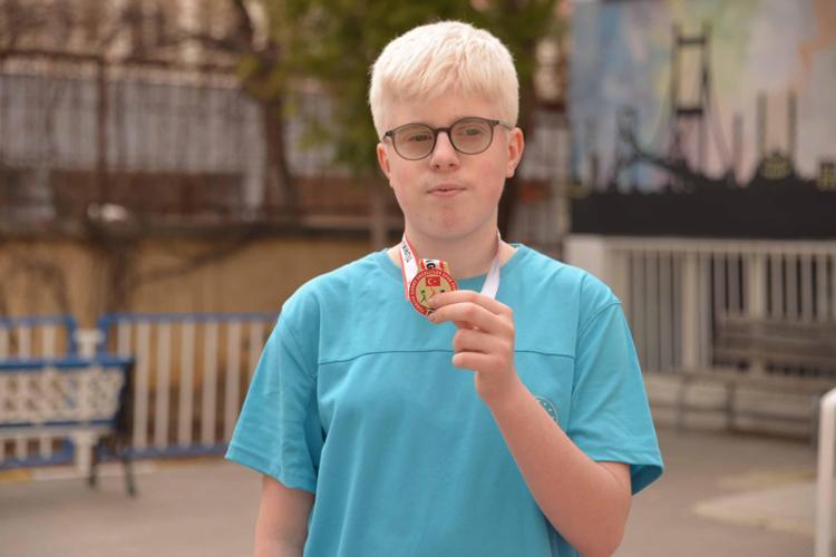 ‘KENDİMİ ÇOK GURURLU HİSSEDİYORUM’