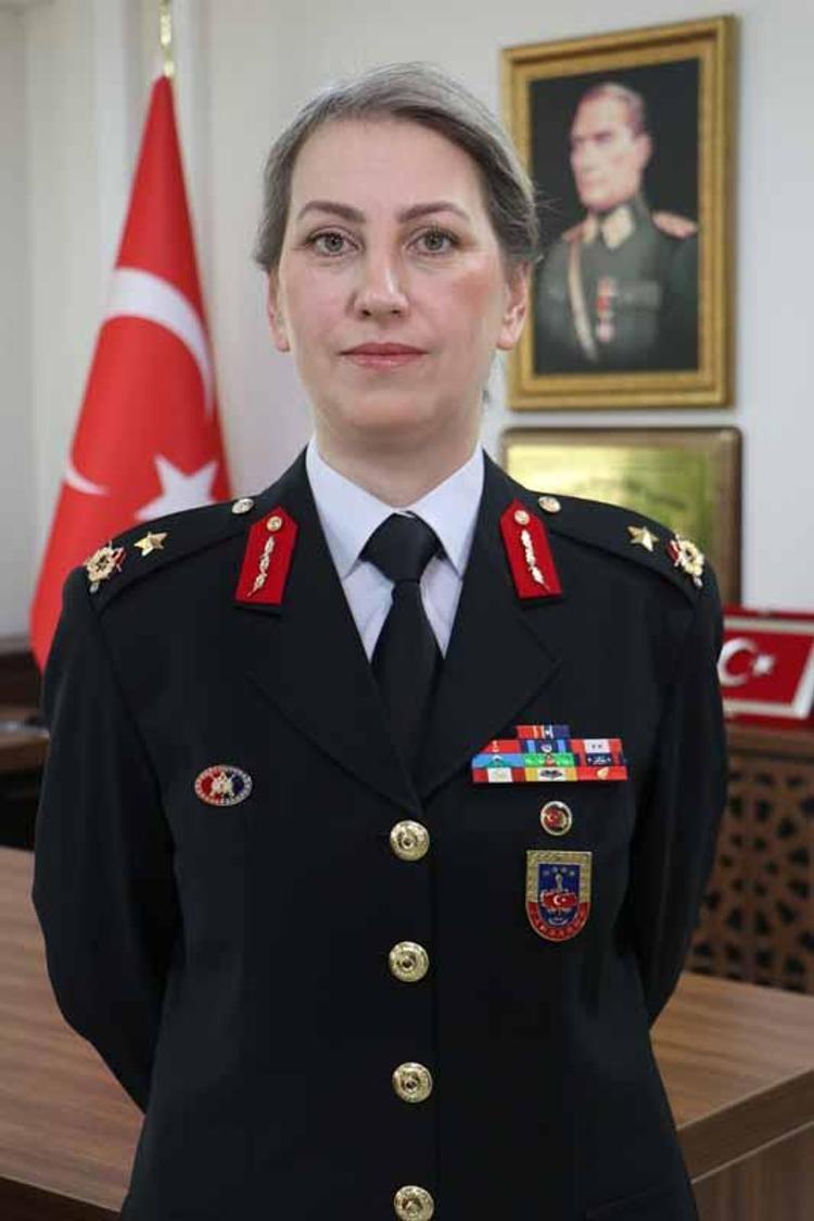 KADINLAR TEŞKİLATIMIZA GÜÇ KATIYOR