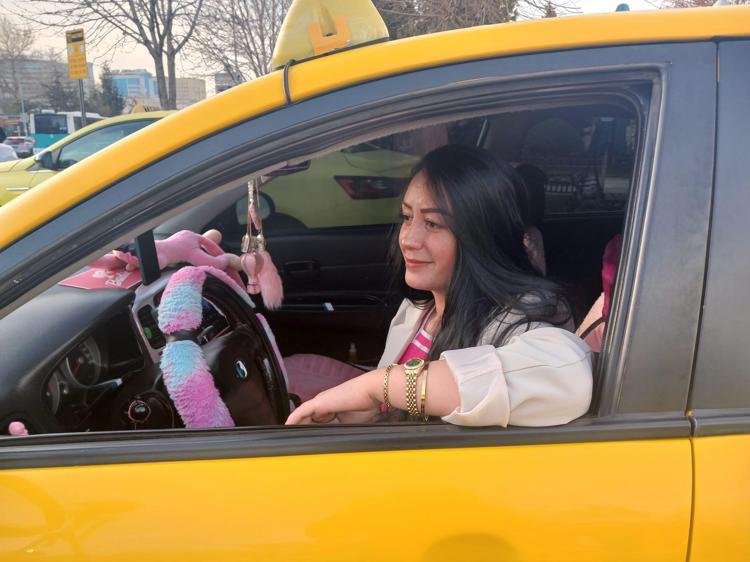 KADINLARA TAKSİCİLİĞİ RAHATLIKLA ÖNERİRİM