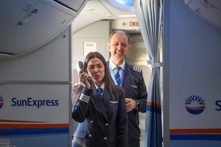 YOLCULAR ALKIŞLARLA KARŞILADI